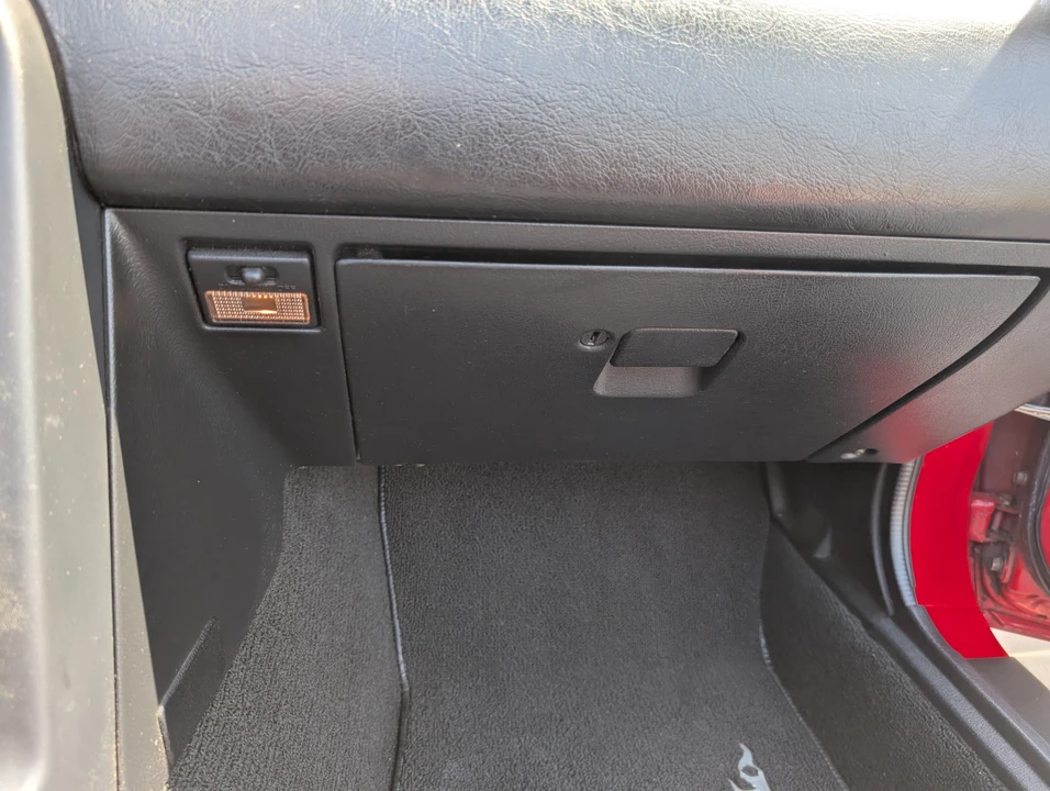 1990 Mazda NA MX-5 Miata - Image 25 of 31