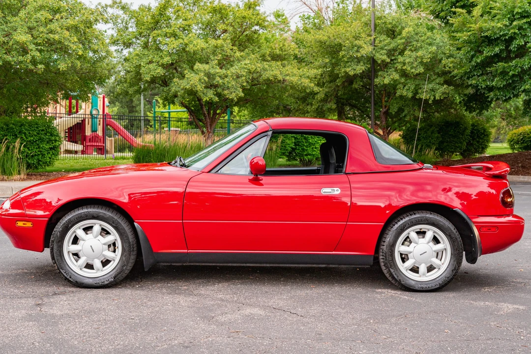 1990 Mazda NA MX-5 Miata - Image 18 of 31