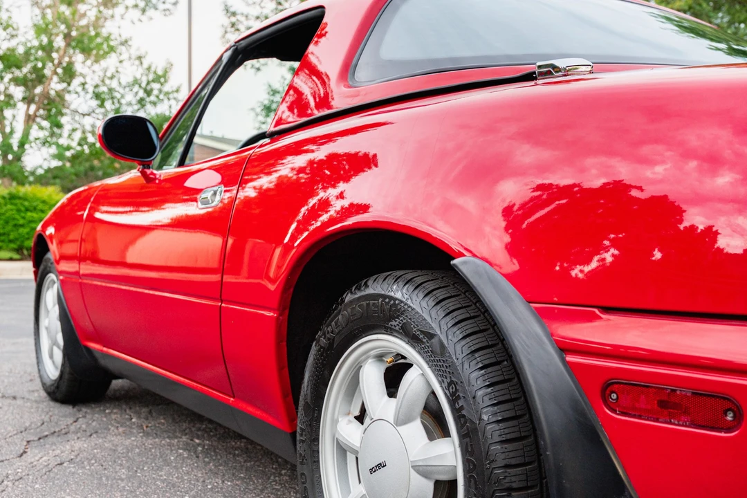 1990 Mazda NA MX-5 Miata - Image 29 of 31