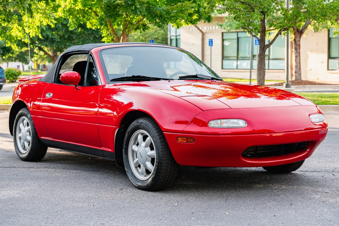 1990 Mazda NA MX-5 Miata - Image 17 of 31