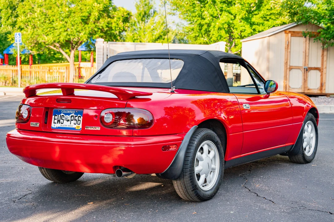 1990 Mazda NA MX-5 Miata - Image 15 of 31
