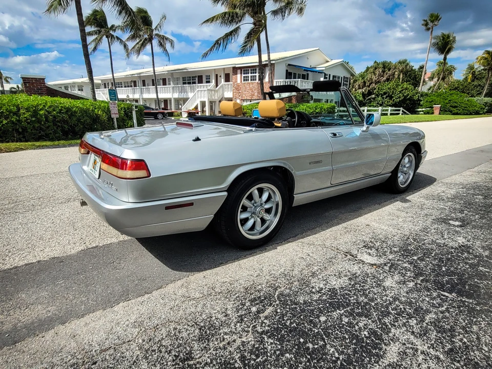 1991 Alfa Romeo Series 4 - Image 26 of 31