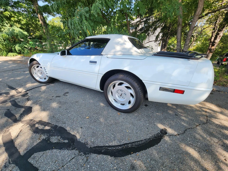 1991 Chevrolet Corvette C4 - Image 7 of 31