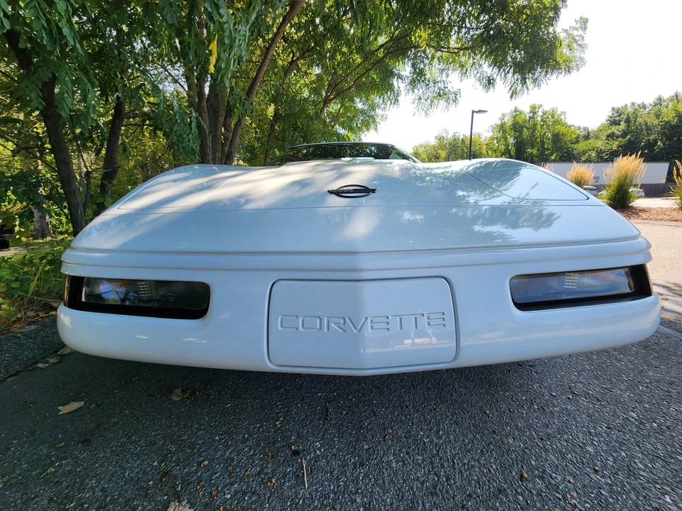 1991 Chevrolet Corvette C4 - Image 20 of 31