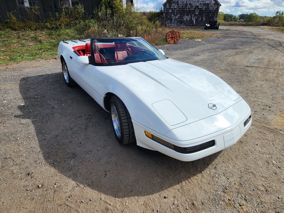 1991 Chevrolet Corvette C4 - Image 17 of 31