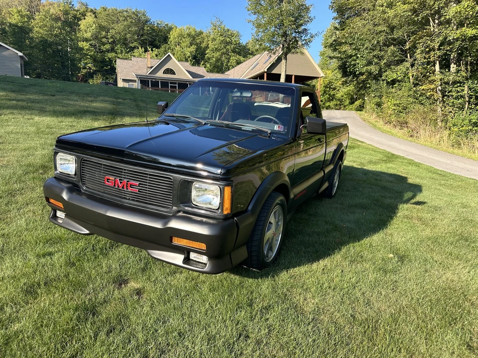1991 GMC Syclone - Image 4 of 31