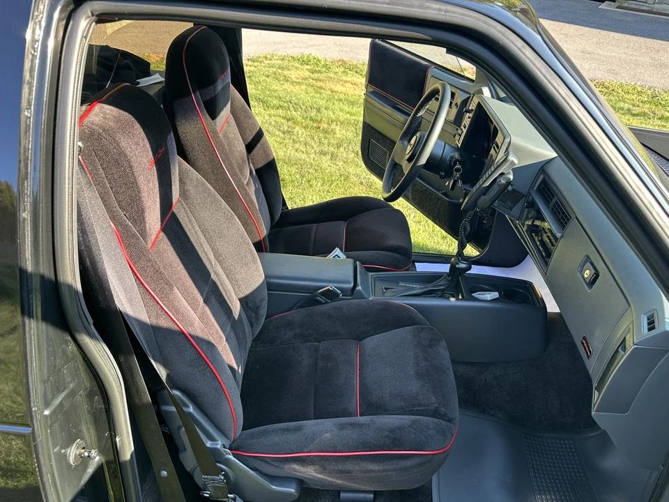 1991 GMC Syclone - Image 26 of 31
