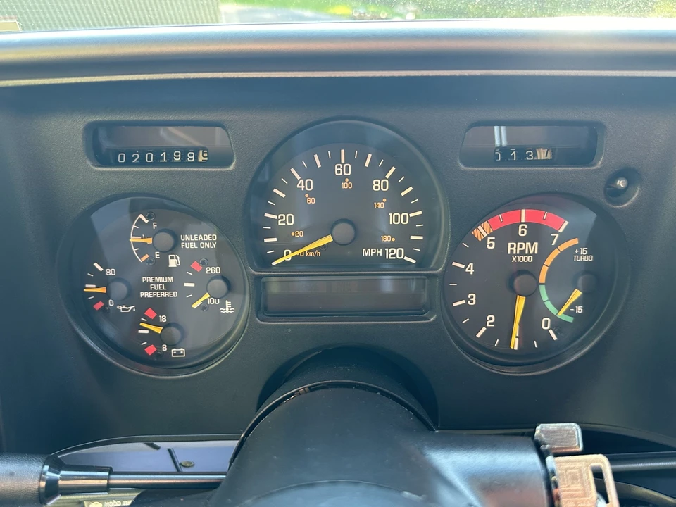 1991 GMC Syclone - Image 30 of 31