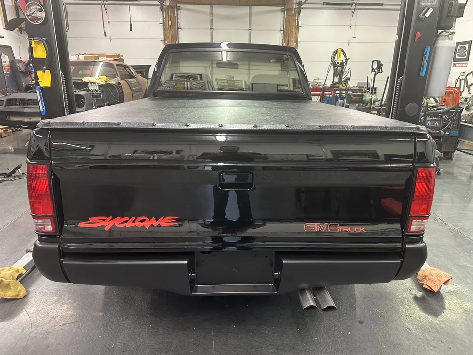 1991 GMC Syclone - Image 14 of 31