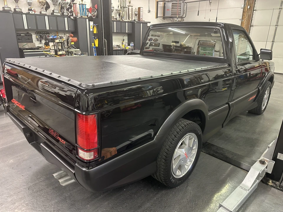 1991 GMC Syclone - Image 13 of 31