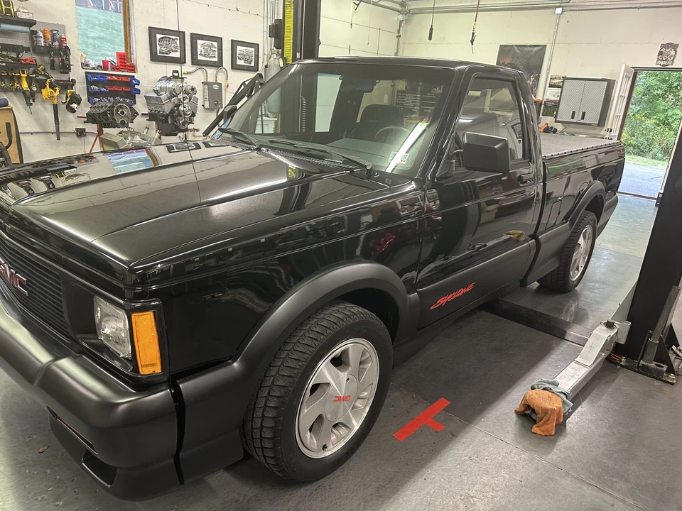 1991 GMC Syclone - Image 9 of 31