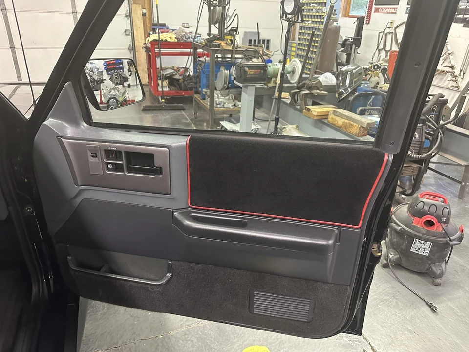 1991 GMC Syclone - Image 28 of 31