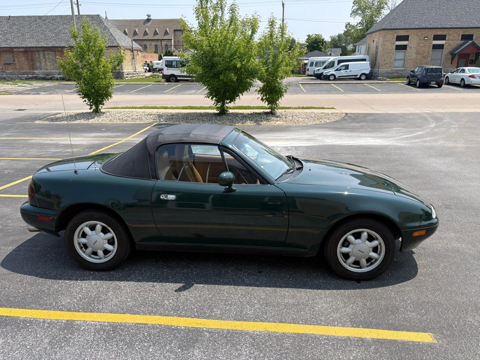1991 Mazda NA MX-5 Miata - Image 6 of 31
