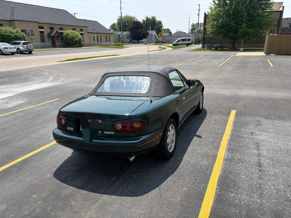 1991 Mazda NA MX-5 Miata - Image 5 of 31