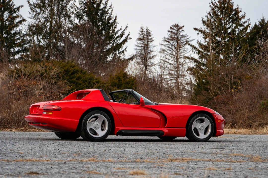 1992 Dodge Viper 1st Gen - Image 30 of 31