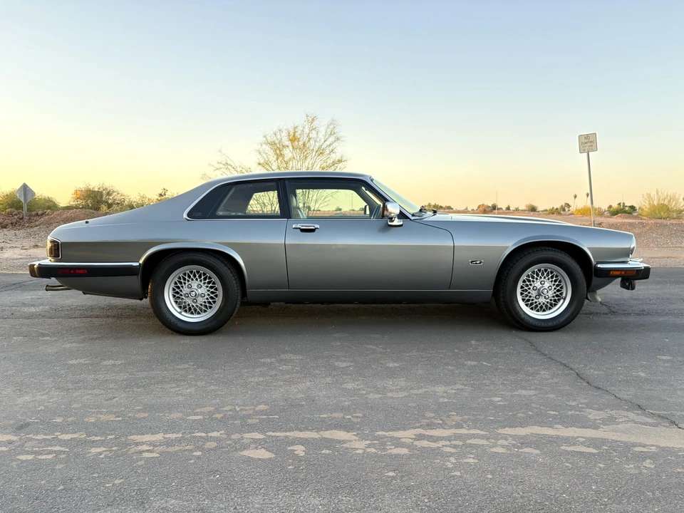 1992 Jaguar XJS Facelift V12 - Image 17 of 31