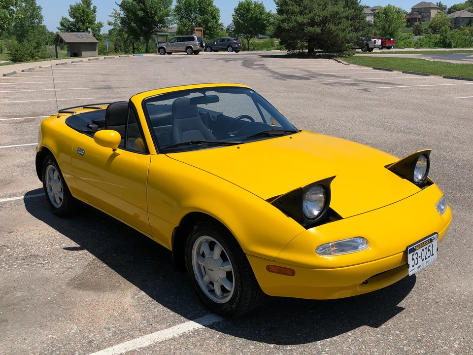 1992 Mazda NA MX-5 Miata - Image 12 of 31