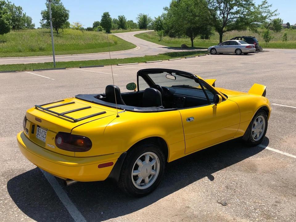 1992 Mazda NA MX-5 Miata - Image 13 of 31