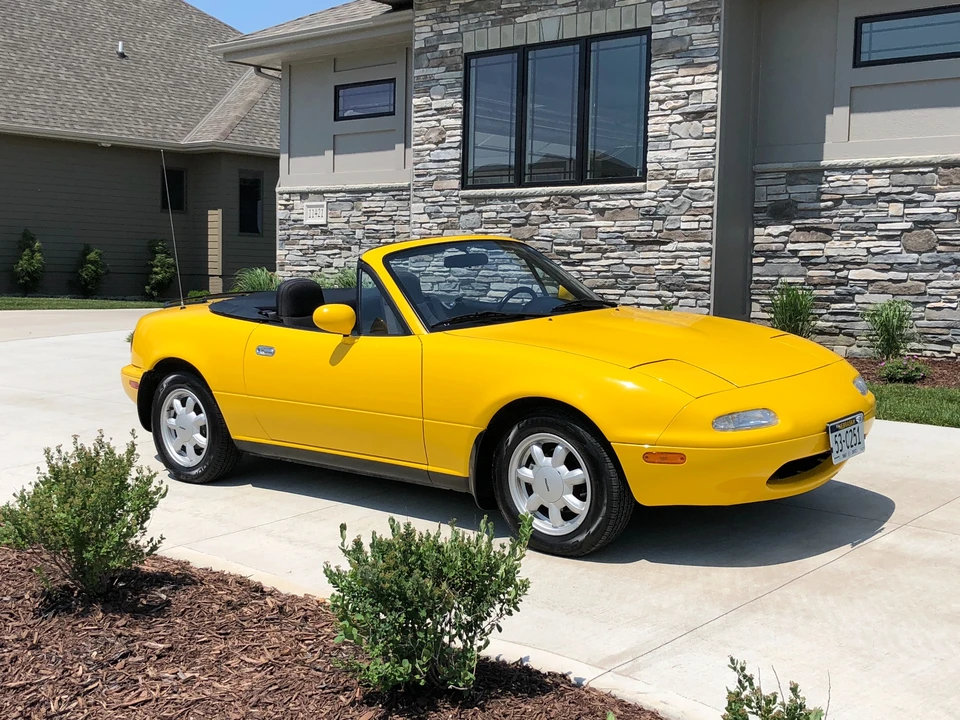 1992 Mazda NA MX-5 Miata - Image 10 of 31