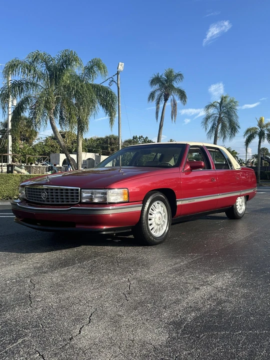 1994 Cadillac DeVille 7th Gen - Image 11 of 31