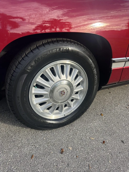 1994 Cadillac DeVille 7th Gen - Image 20 of 31