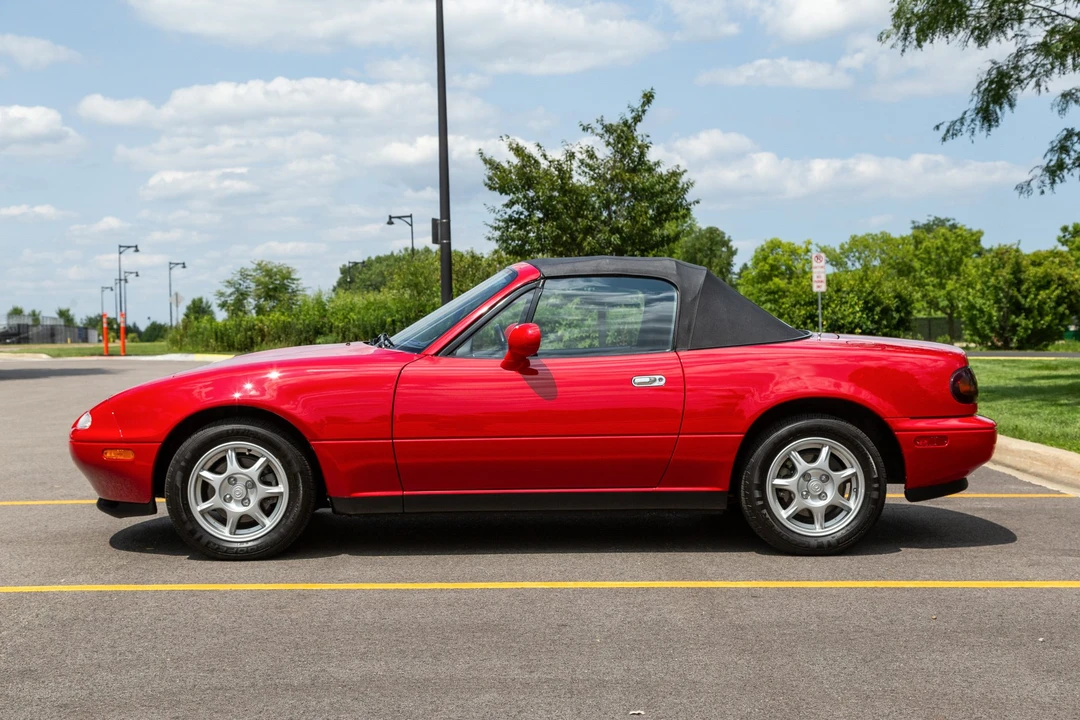 1994 Mazda NA MX-5 Miata - Image 18 of 31