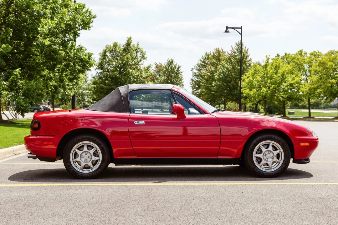1994 Mazda NA MX-5 Miata - Image 14 of 31