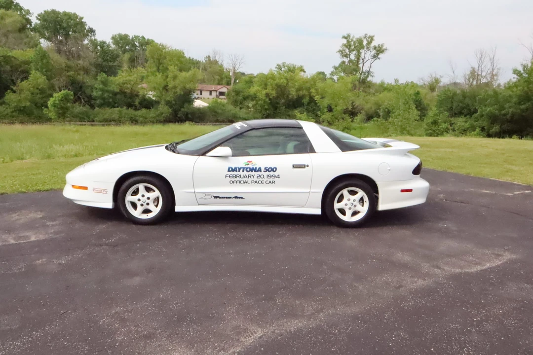 1994 Pontiac Firebird Trans Am 4th Gen - Image 24 of 31