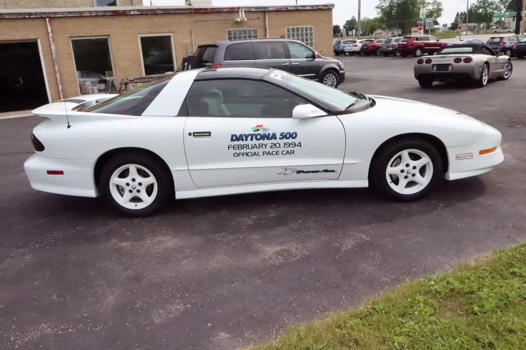 1994 Pontiac Firebird Trans Am 4th Gen - Image 12 of 31