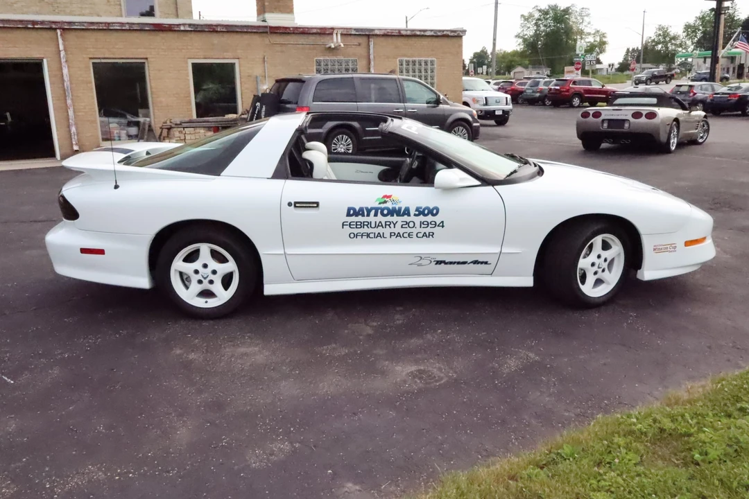 1994 Pontiac Firebird Trans Am 4th Gen - Image 13 of 31