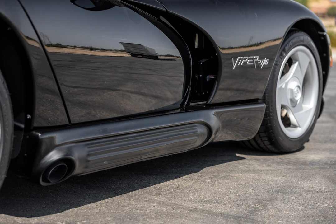 1995 Dodge Viper 1st Gen - Image 28 of 31