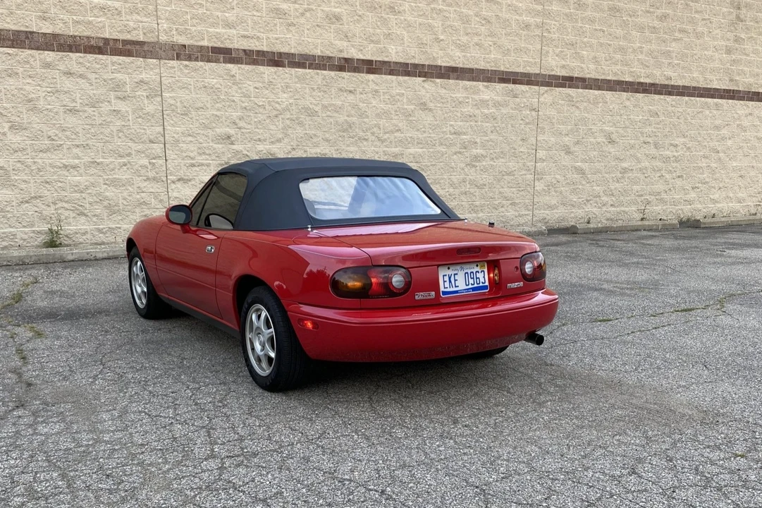 1995 Mazda NA MX-5 Miata - Image 15 of 31