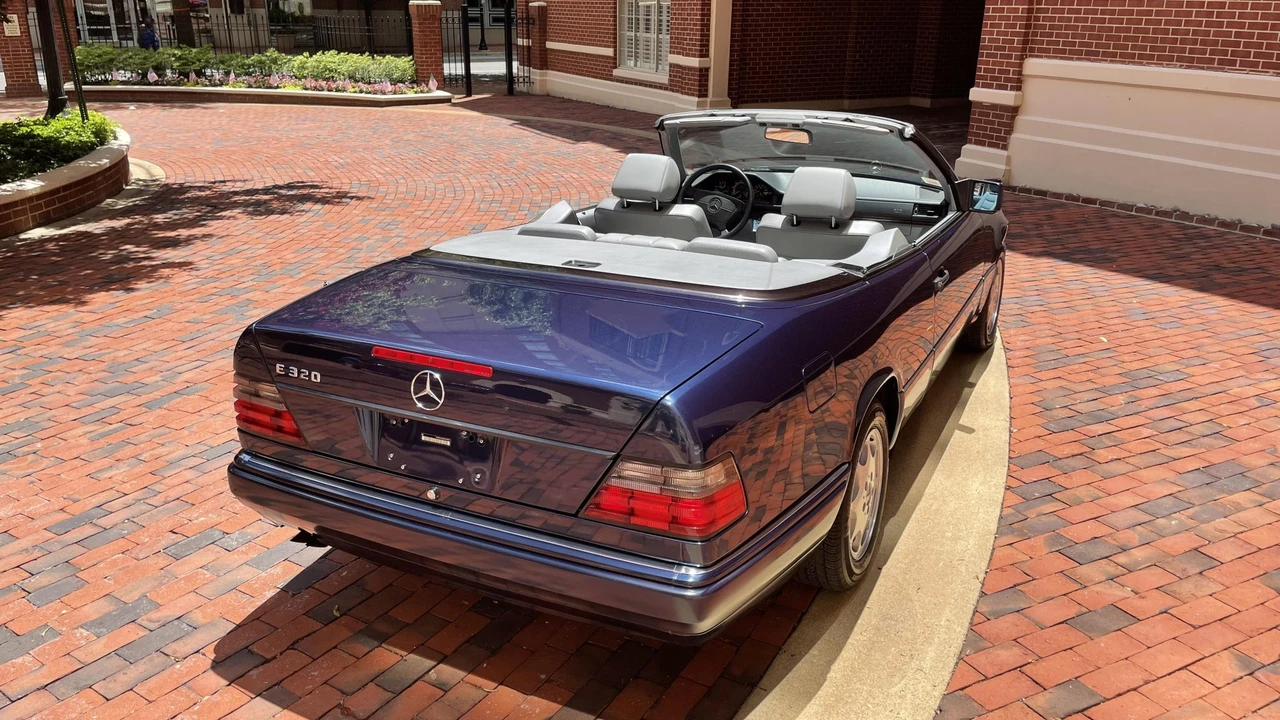 1995 Mercedes-Benz W124 E-Class - Image 7 of 31