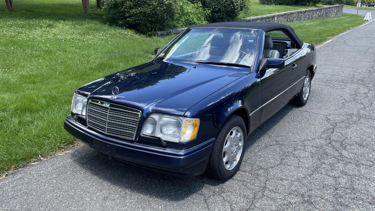 1995 Mercedes-Benz W124 E-Class - Image 11 of 31