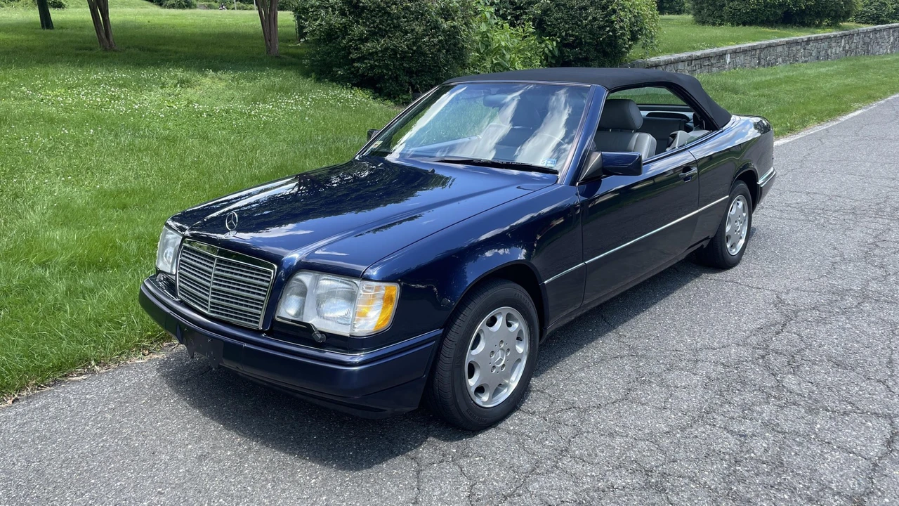 1995 Mercedes-Benz W124 E-Class - Image 12 of 31