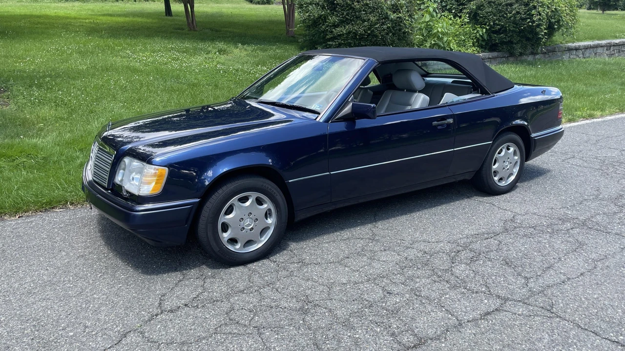 1995 Mercedes-Benz W124 E-Class - Image 13 of 31
