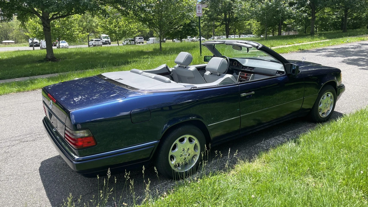 1995 Mercedes-Benz W124 E-Class - Image 22 of 31