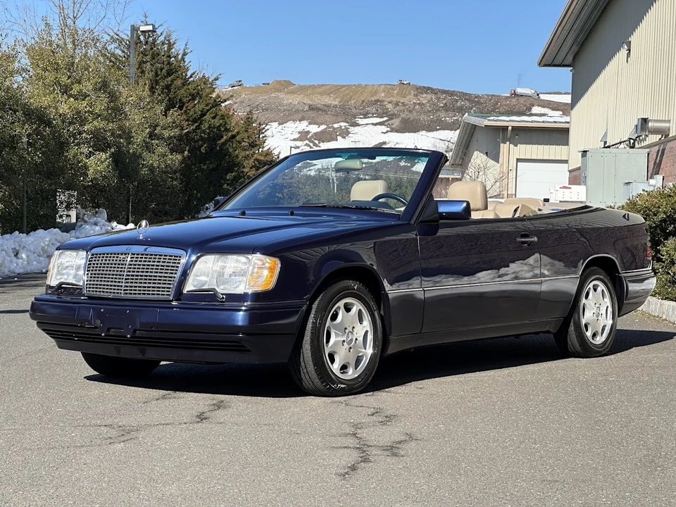 1995 Mercedes-Benz W124 E-Class - Image 2 of 31