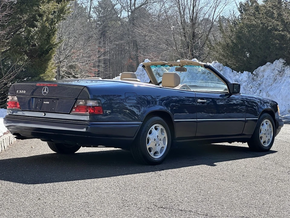 1995 Mercedes-Benz W124 E-Class - Image 9 of 31
