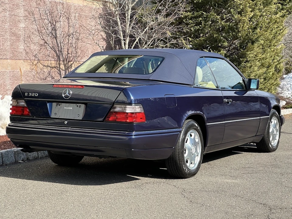 1995 Mercedes-Benz W124 E-Class - Image 20 of 31
