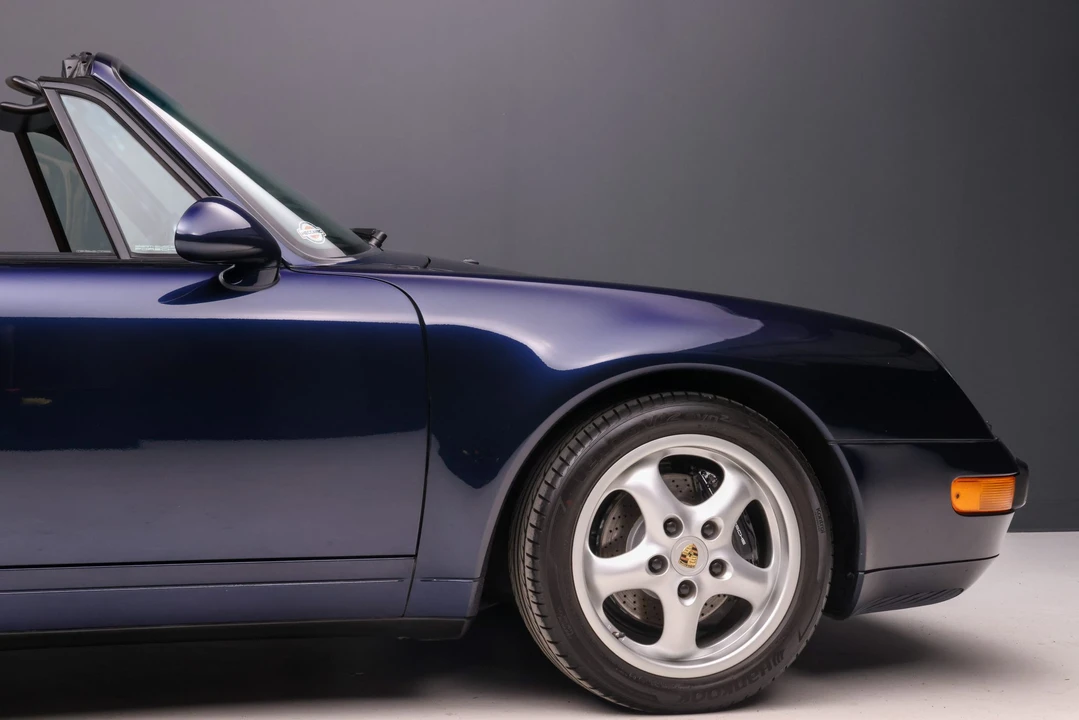 1995 Porsche 993 Carrera - Image 26 of 31