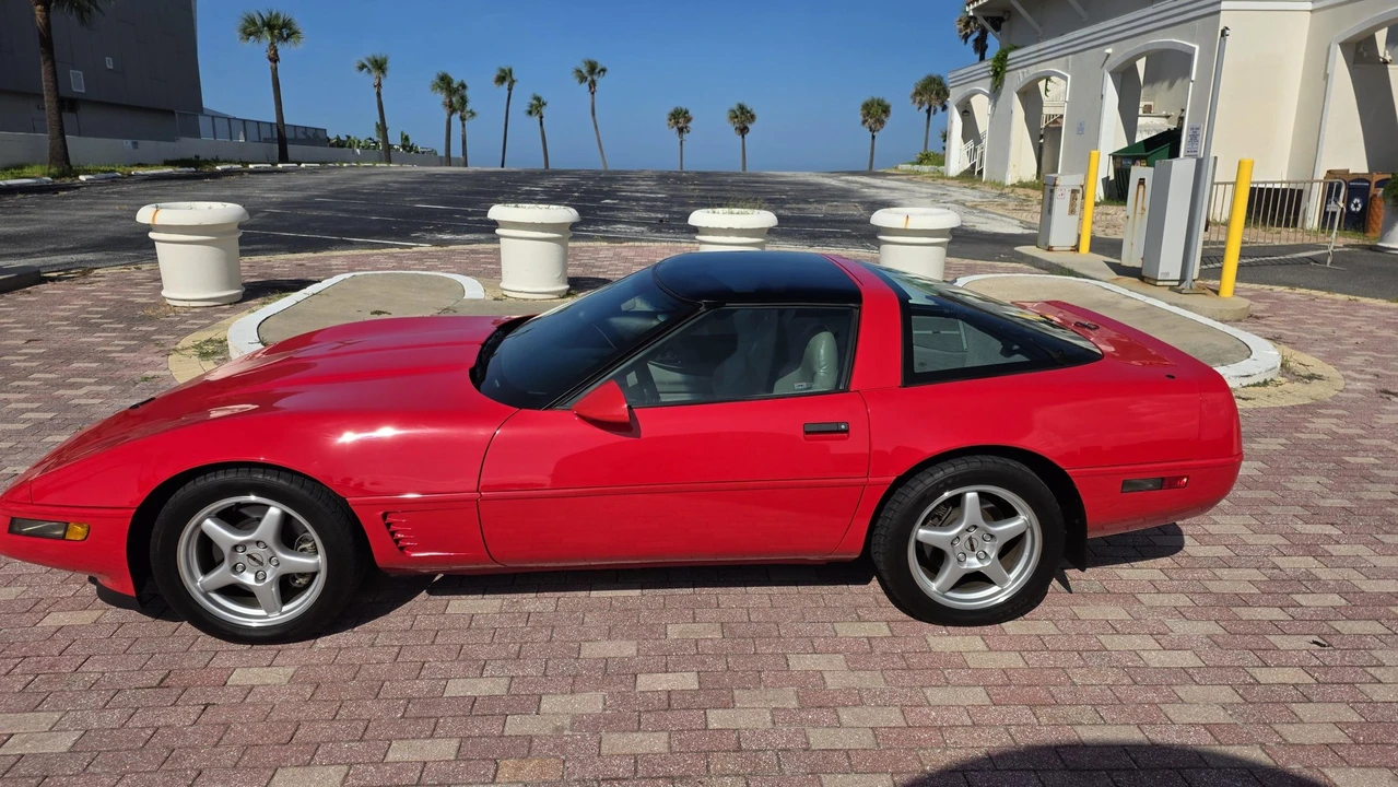 1996 Chevrolet Corvette C4 - Image 18 of 31