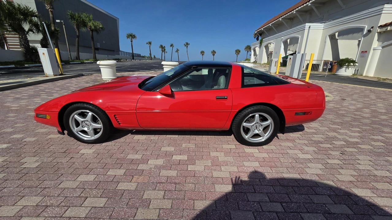 1996 Chevrolet Corvette C4 - Image 16 of 31