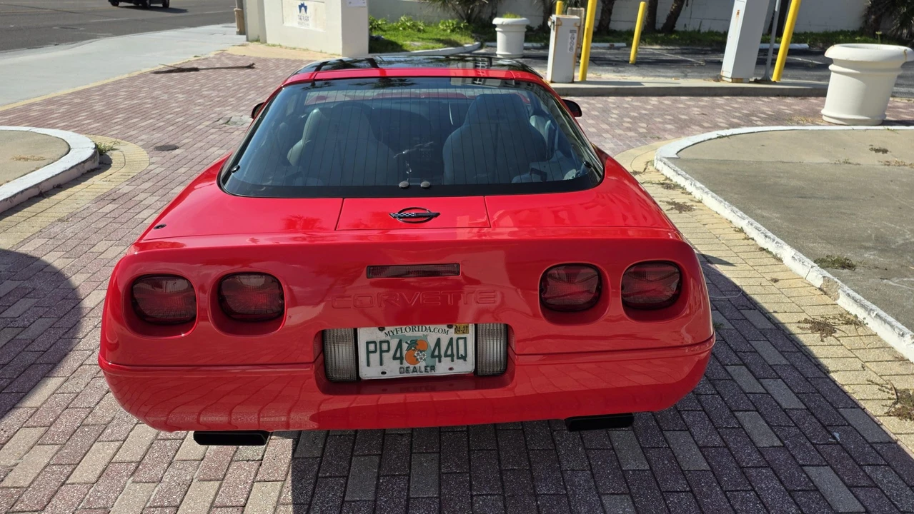 1996 Chevrolet Corvette C4 - Image 21 of 31