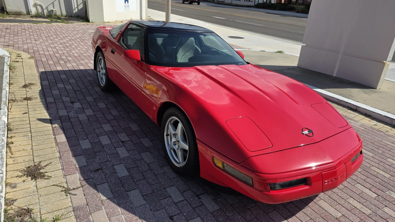 1996 Chevrolet Corvette C4 - Image 28 of 31