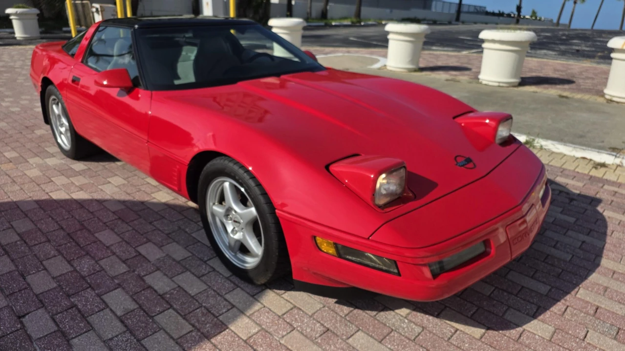 1996 Chevrolet Corvette C4 - Image 2 of 31