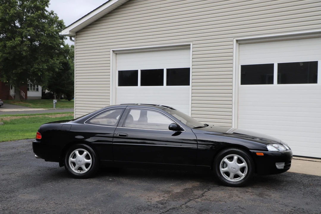 1996 Lexus SC400 - Image 27 of 31
