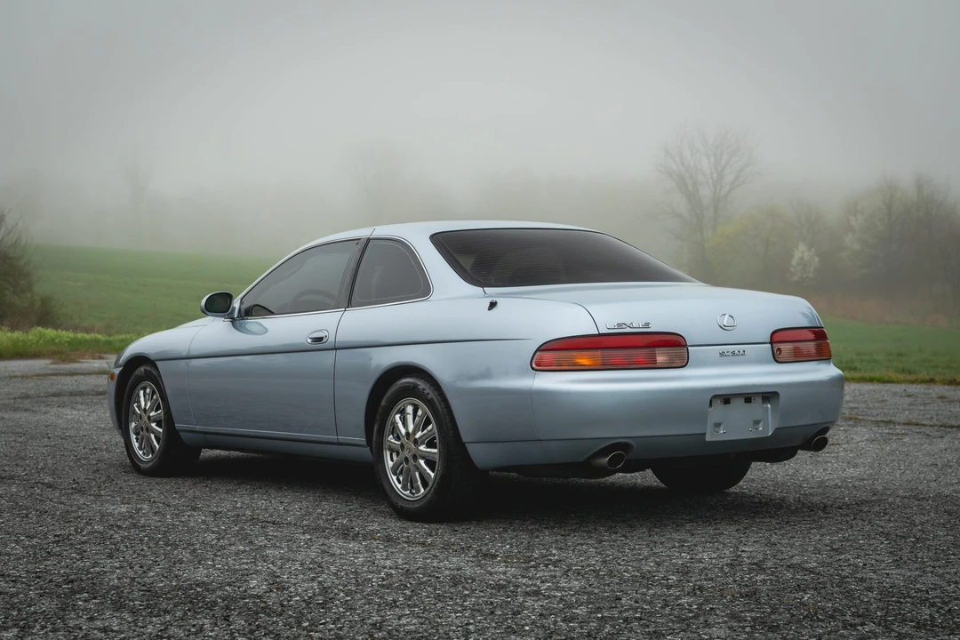 1996 Lexus SC400 - Image 18 of 31