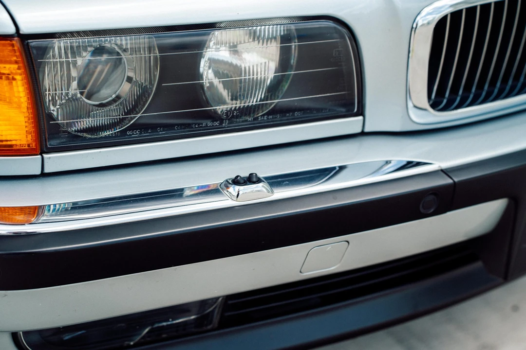 1997 BMW E38 750i & 750iL Sedan - Image 18 of 31