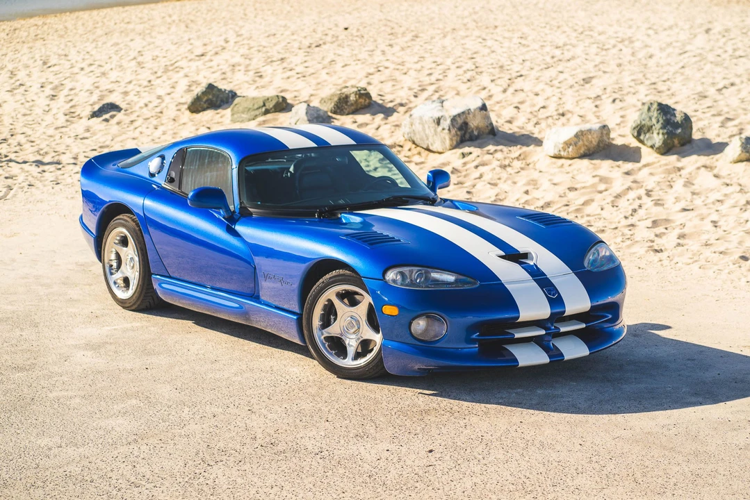 1997 Dodge Viper GTS 2nd Gen - Image 4 of 31
